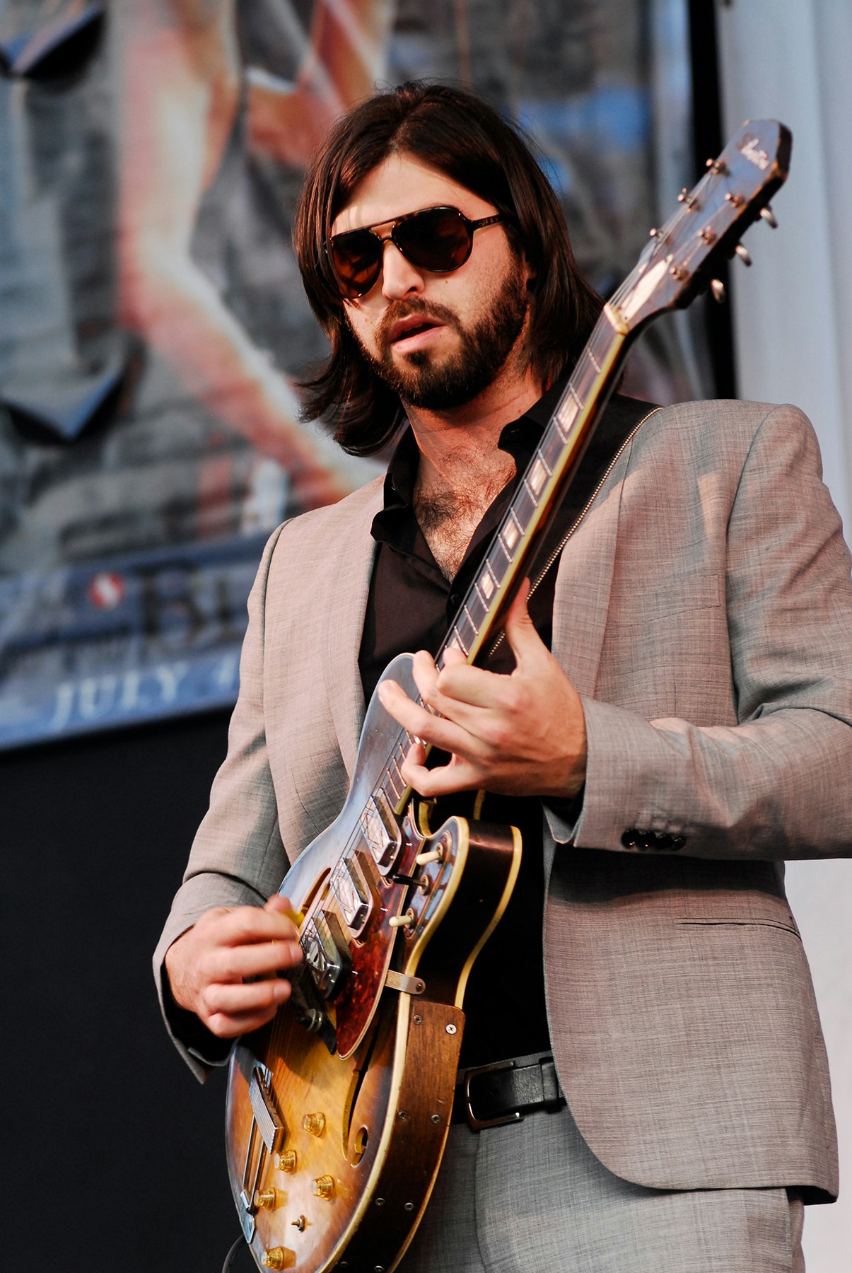 Tommy Brenneck performing with Sharon Jones and the Dap-Kings, Portland, Oregon, 2009. Photo by Anthony Pidgeon/Redferns.